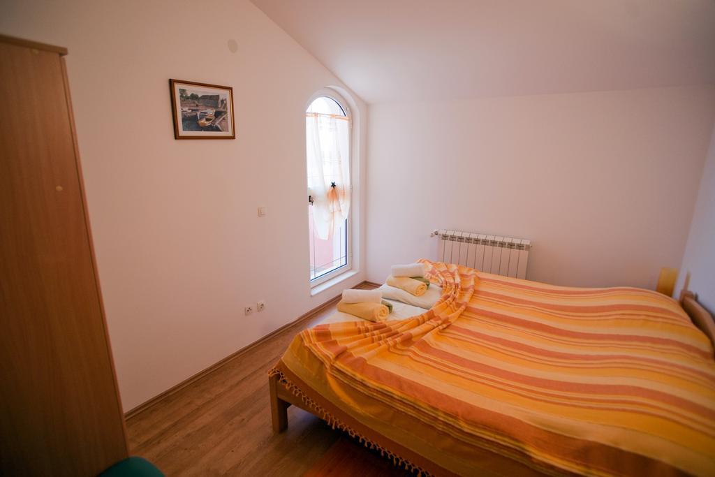 פרימוסטן Apartments Marinic חדר תמונה