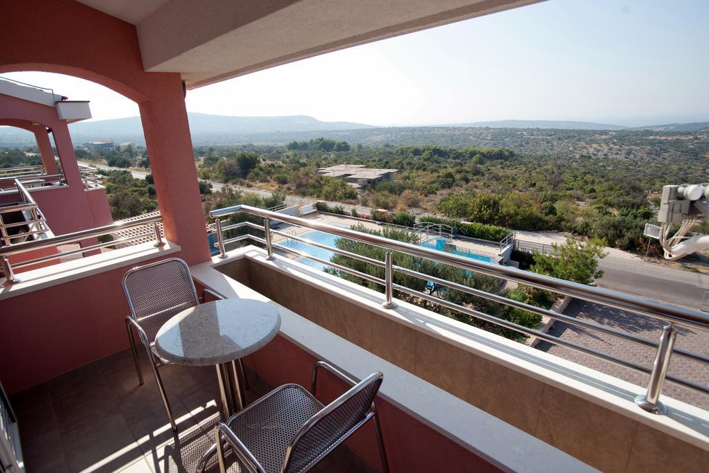 פרימוסטן Apartments Marinic חדר תמונה