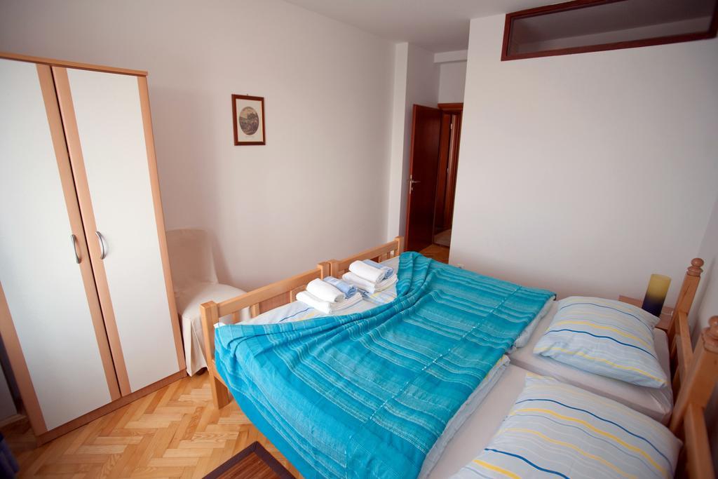 פרימוסטן Apartments Marinic חדר תמונה