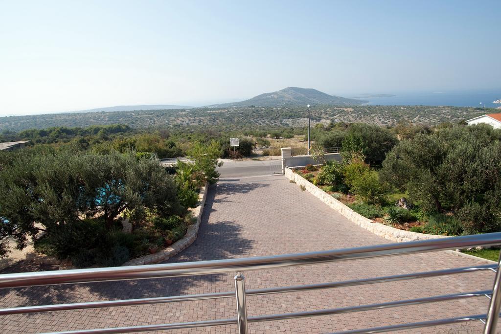 פרימוסטן Apartments Marinic מראה חיצוני תמונה