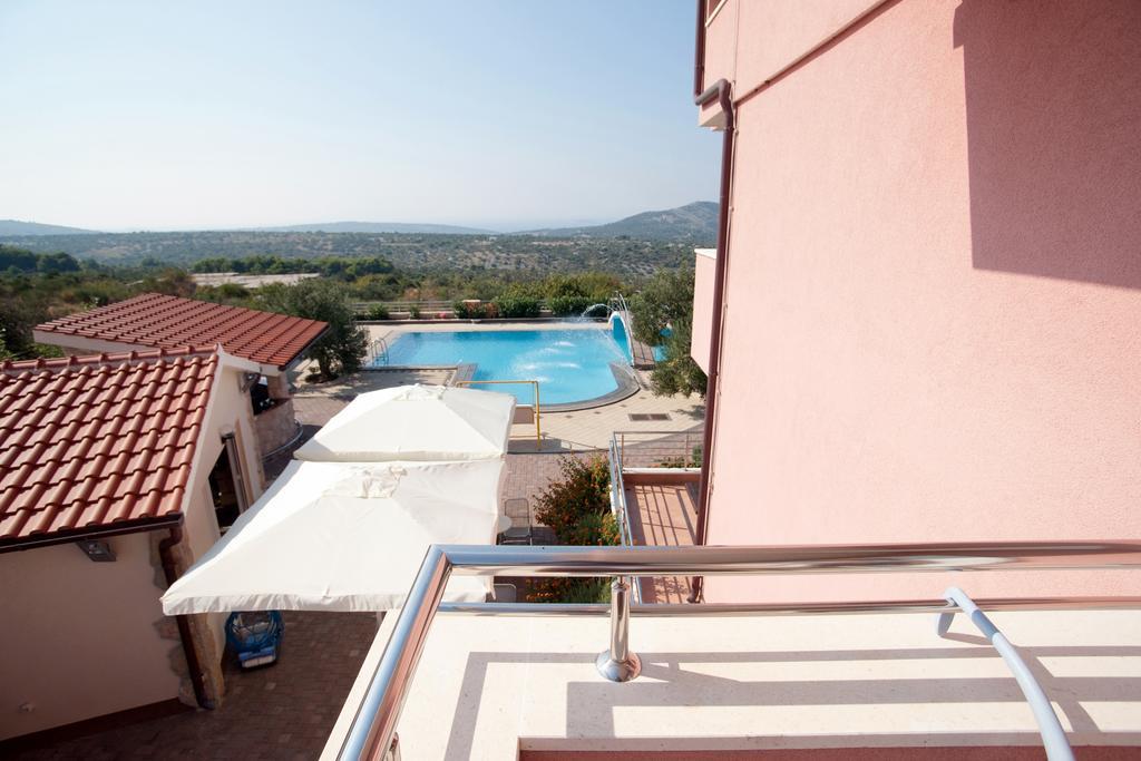 פרימוסטן Apartments Marinic חדר תמונה