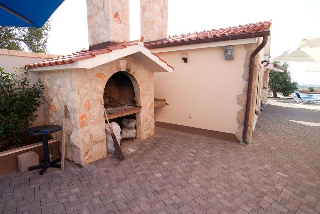 פרימוסטן Apartments Marinic מראה חיצוני תמונה