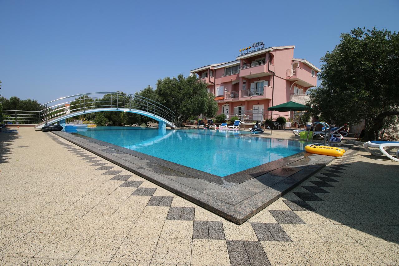 פרימוסטן Apartments Marinic מראה חיצוני תמונה